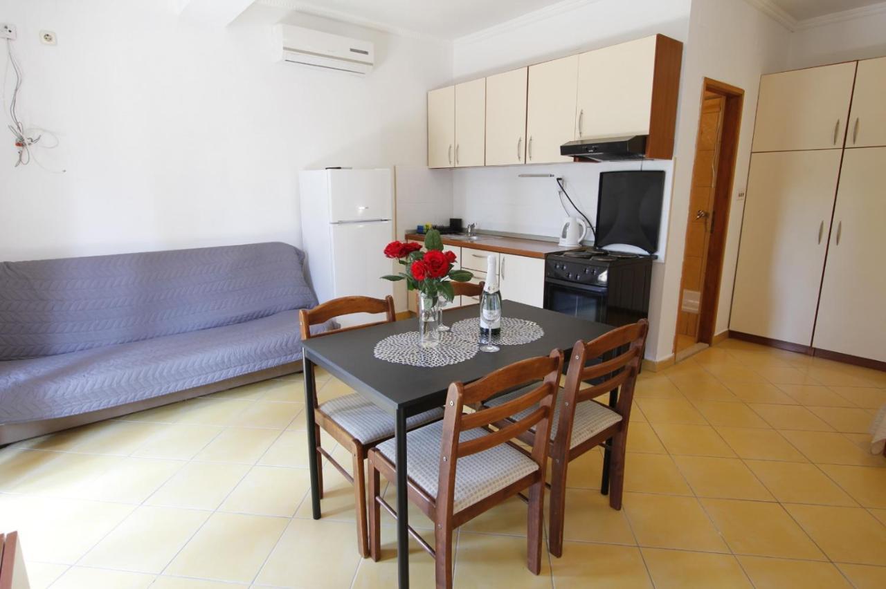 Apartmani Nika Bibinje Exterior photo