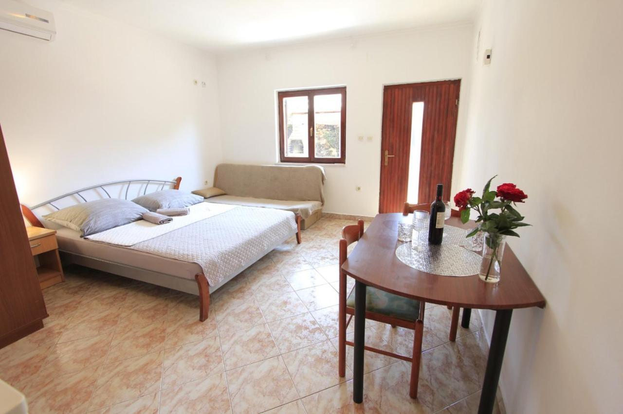 Apartmani Nika Bibinje Exterior photo