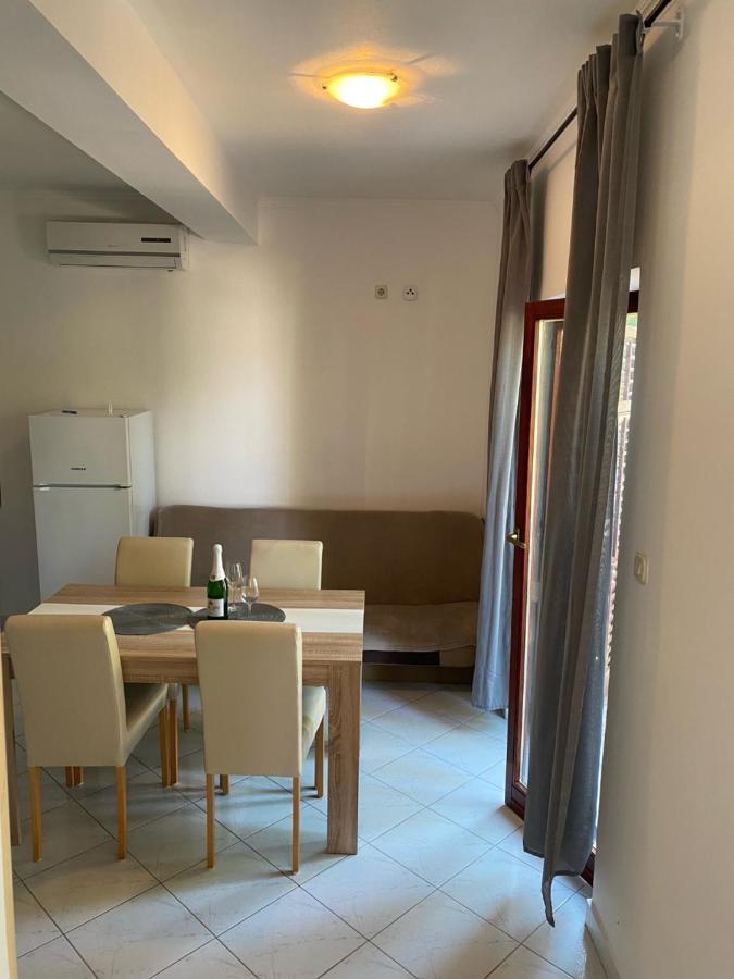 Apartmani Nika Bibinje Exterior photo